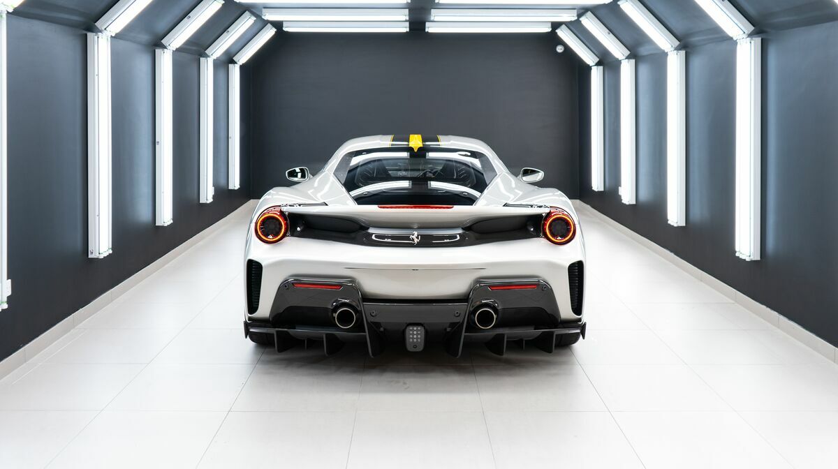 488 Pista Alluminio Lucido Livrea