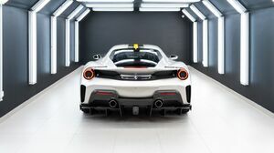 488 Pista Alluminio Lucido Livrea
