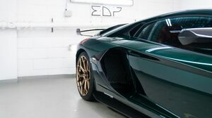 Aventador SVJ Verde Hydra