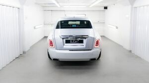 Phantom VIII White