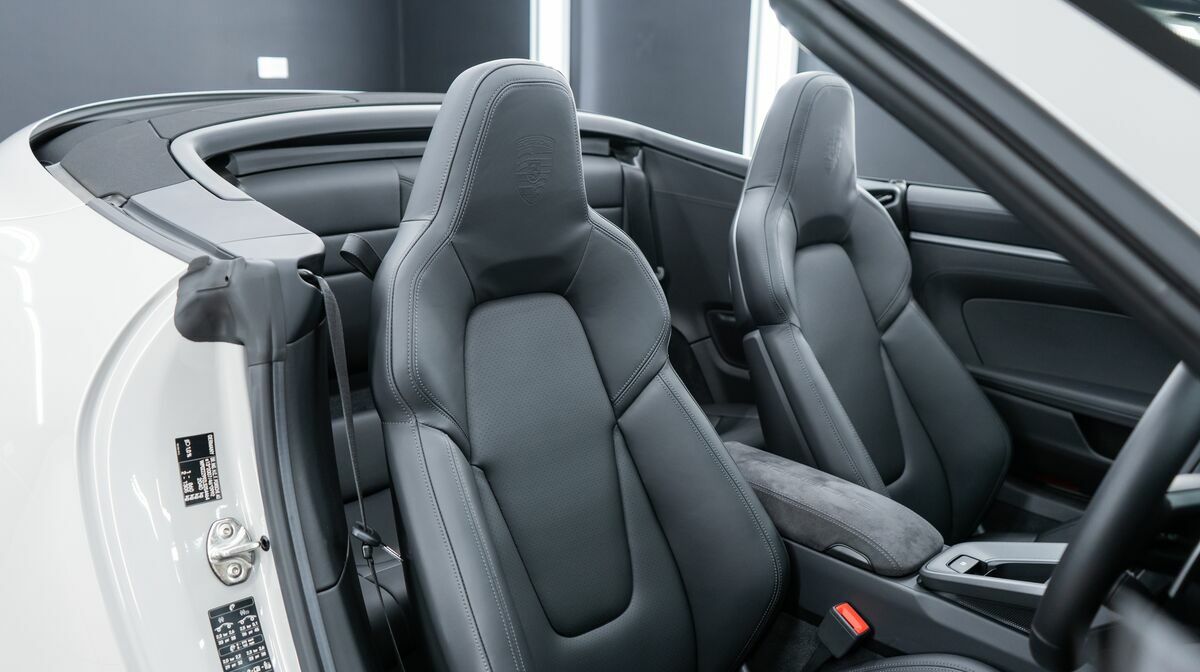 992 Carrera S Cabriolet Crayon