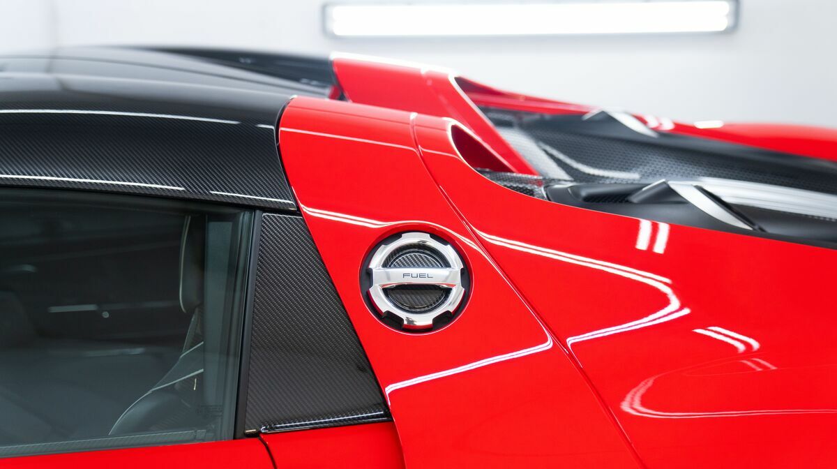 918 Spyder Weissach Guards Red II