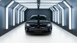 Taycan 4S Black