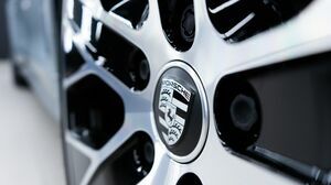 Taycan 4S Silver Dolomite Silver