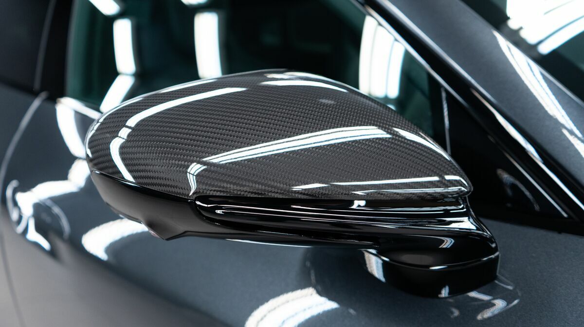 Taycan Turbo S Volcano Grey Metallic