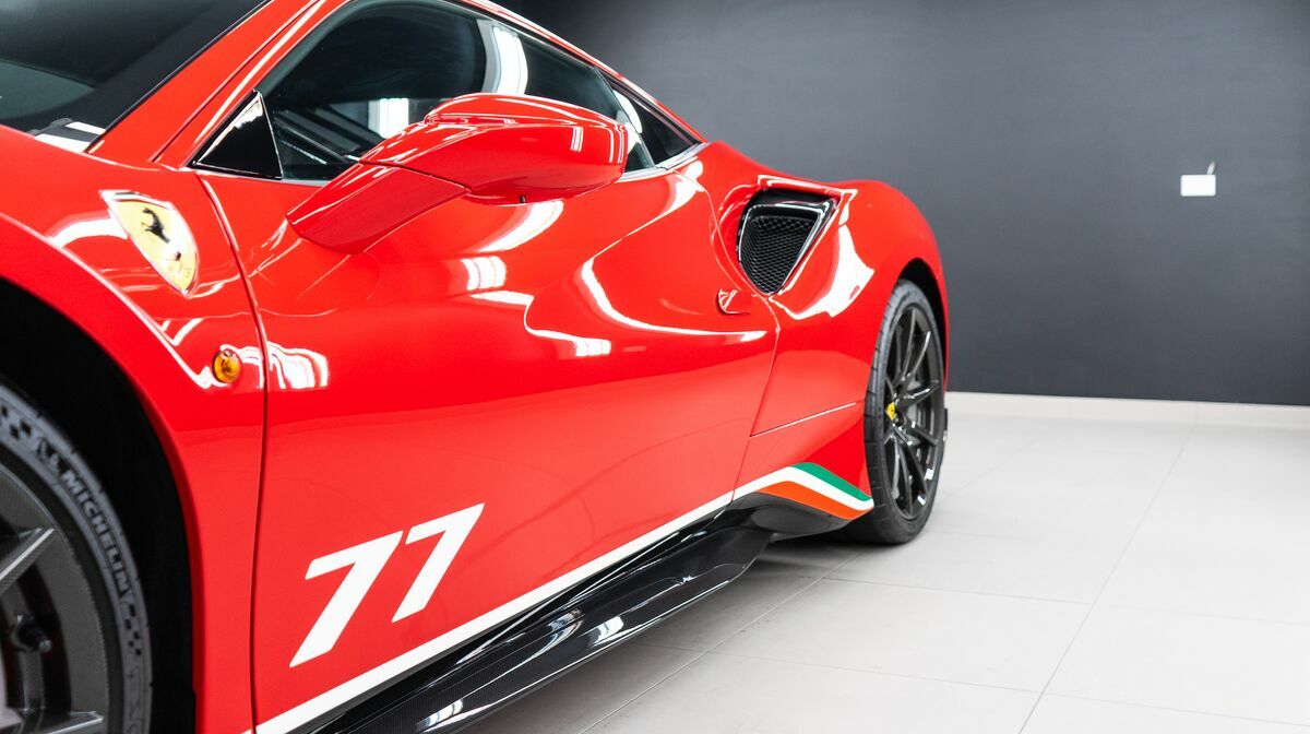 488 Pista Piloti Rosso Corsa