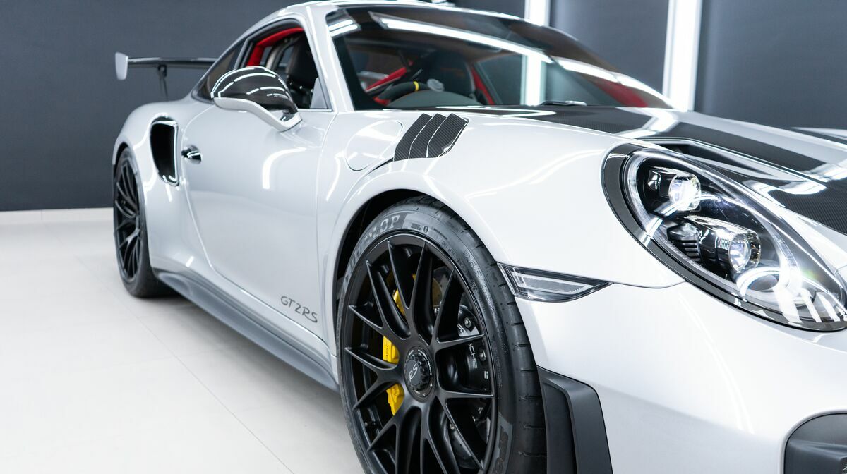 991.2 GT2RS Weissach GT Silver II
