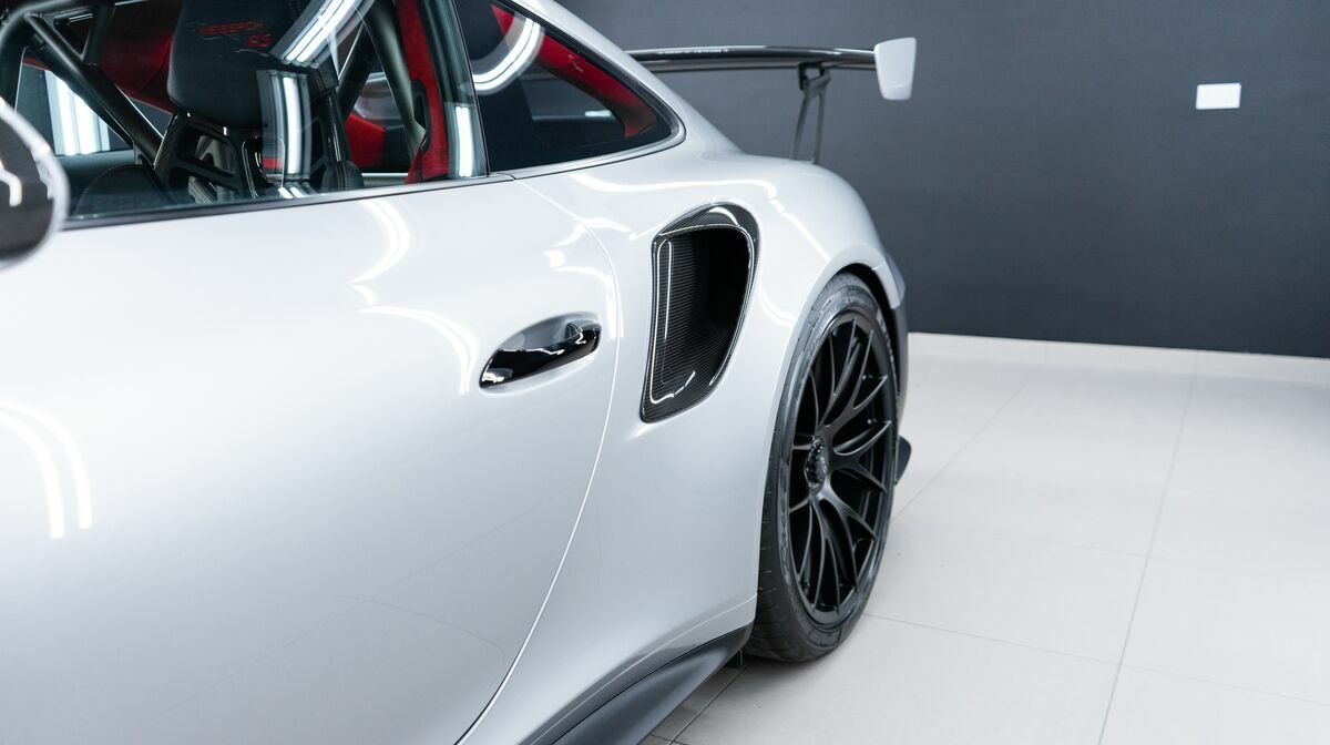 991.2 GT2RS Weissach GT Silver II