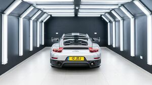 991.2 GT2RS Weissach GT Silver II