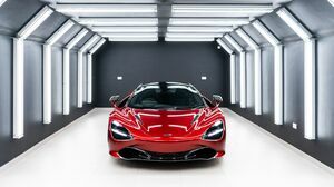 720S Volcano Red