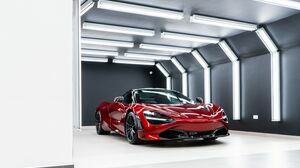 720S Volcano Red