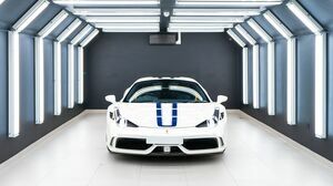 458 Speciale A Bianco Avus