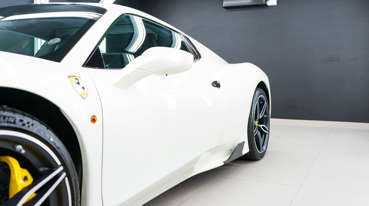 458 Speciale A Bianco Avus