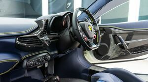 458 Speciale A Bianco Avus