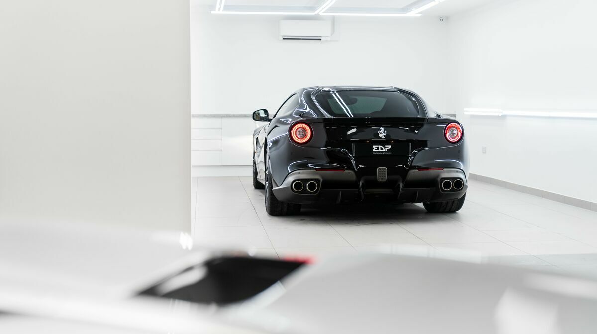 F12 Berlinetta Nero Daytona II
