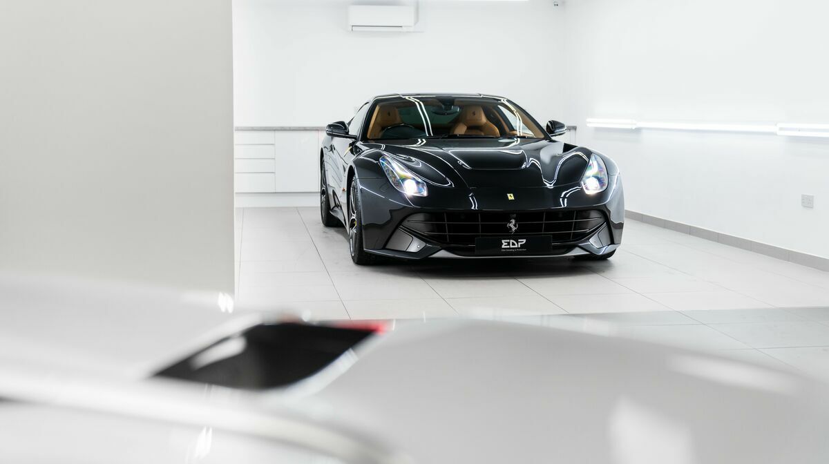 F12 Berlinetta Nero Daytona II