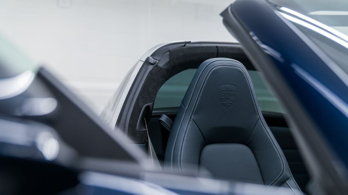 992 Targa 4S Night Blue Metallic