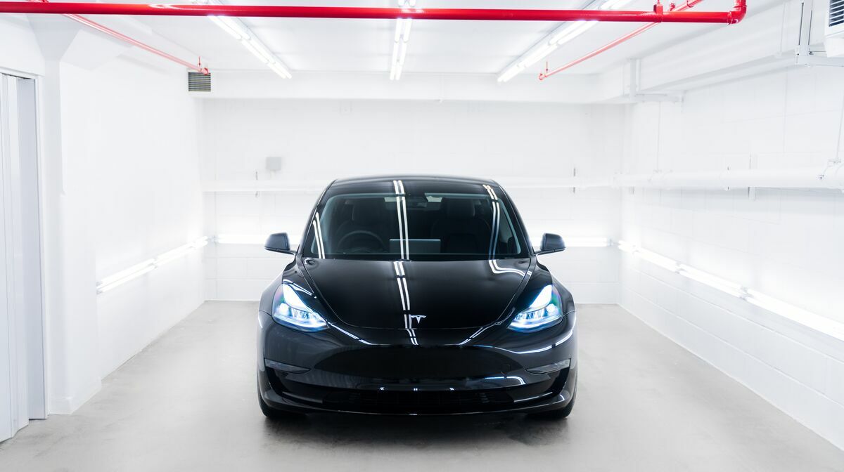 Model 3 Solid Black