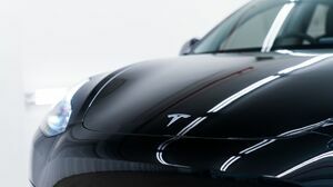 Model 3 Solid Black