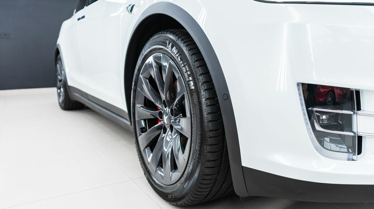 Model X Pearl White