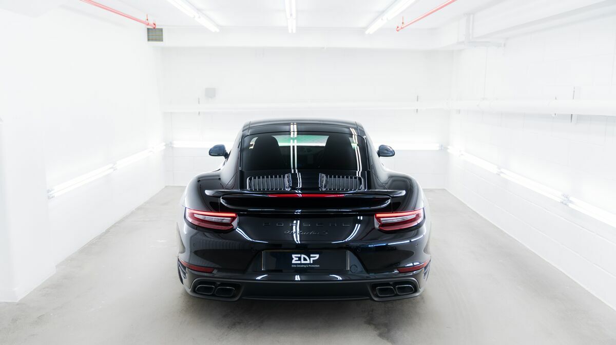 991.2 Turbo S Jet Black