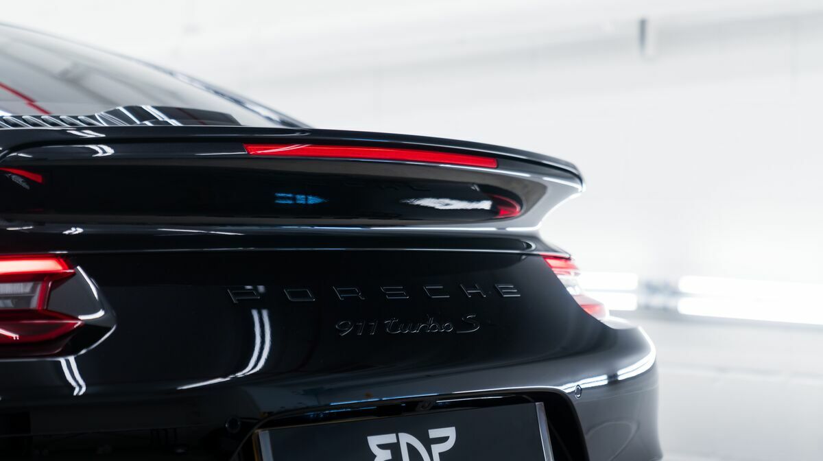 991.2 Turbo S Jet Black