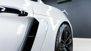 718 GT4 GT Silver Metallic