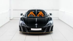 675LT Onyx Black