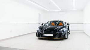 675LT Onyx Black