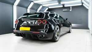 GTC4 Lusso Nero Daytona