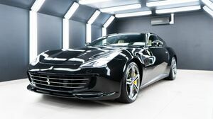 GTC4 Lusso Nero Daytona