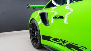 991.2 GT3RS Lizard Green