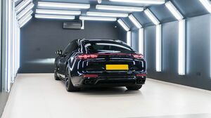 Panamera GTS Black