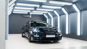 Panamera GTS Black