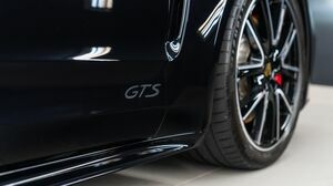 Panamera GTS Black