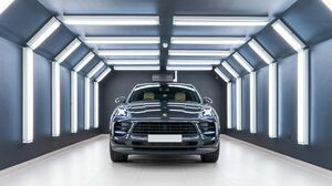 Macan Volcano Grey Metallic