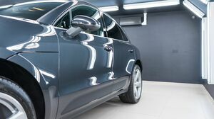 Macan Volcano Grey Metallic