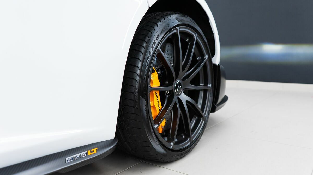 675LT Spider Silica White