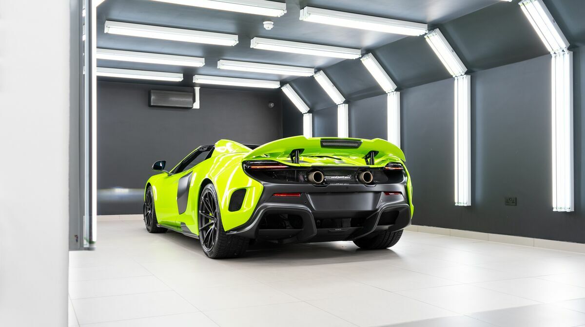675LT Spider Napier Green