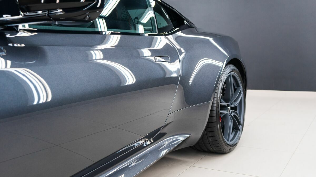 DBS Superleggera Xenon Grey