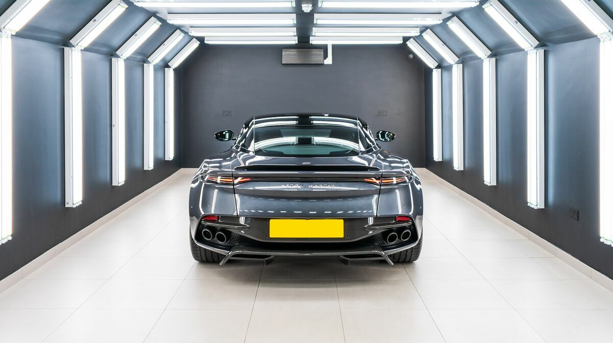 DBS Superleggera Xenon Grey