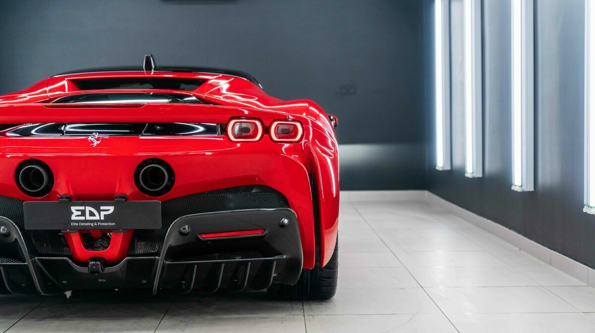 SF90 Stradale Rosso Corsa