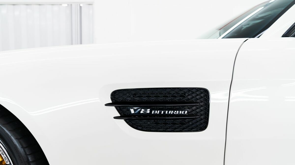 AMG GTS Diamond White