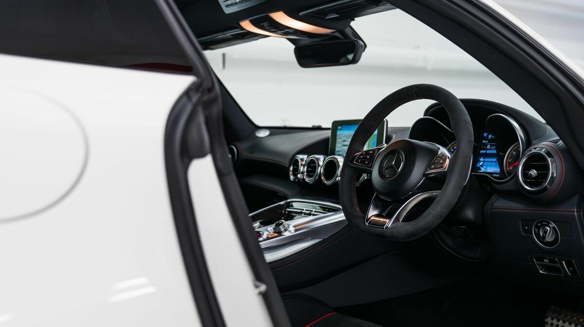 AMG GTS Diamond White