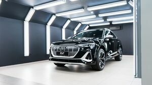 E-Tron Black