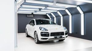 Cayenne Turbo S Crayon