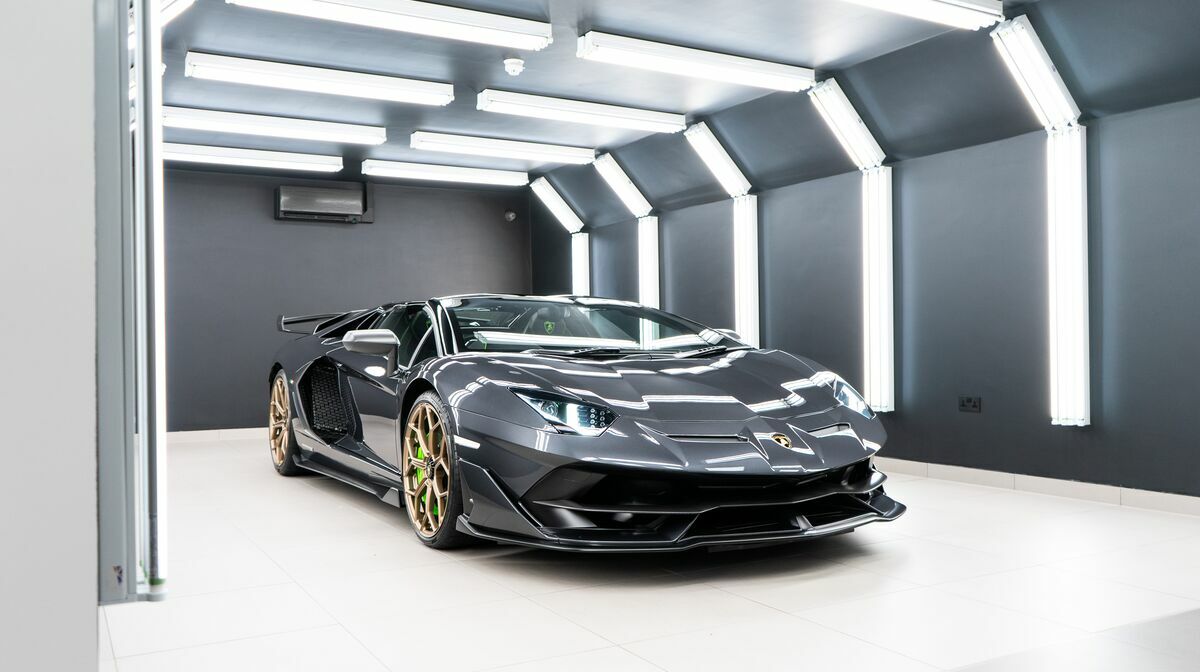 Aventador SVJ Roadster Grigio Estoque