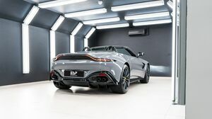 V8 Vantage Roadster China Grey