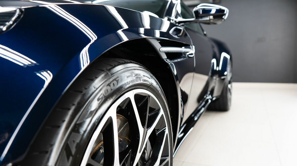 DB11 Midnight Blue
