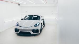 718 GT4 Crayon